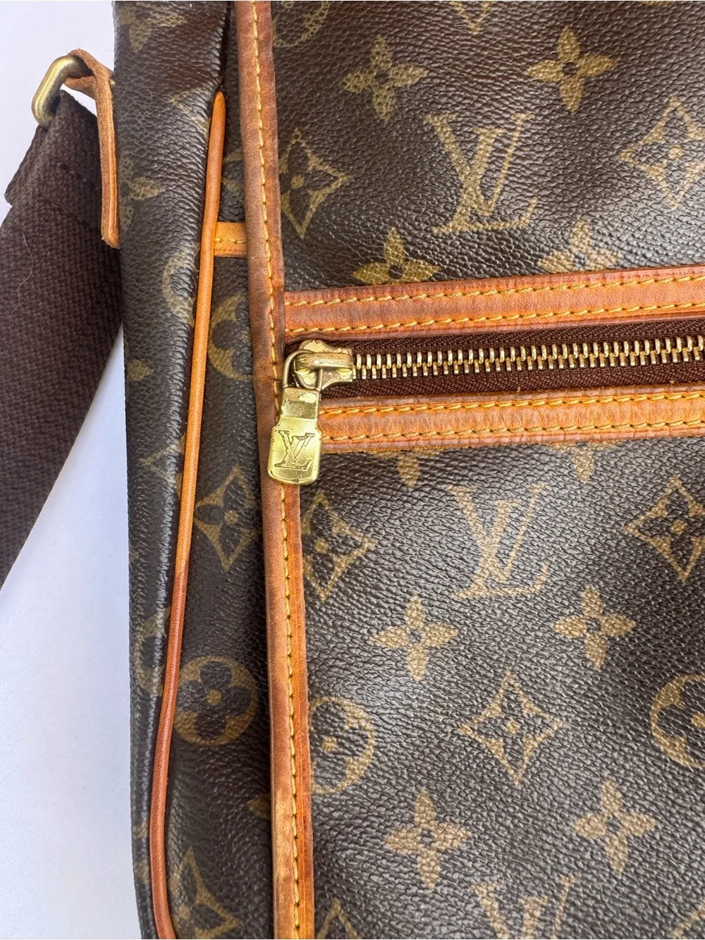 Louis Vuitton authentic louis